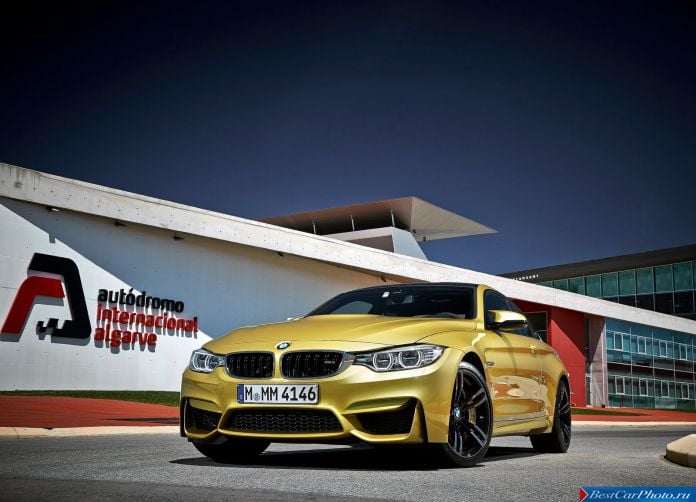 2015 BMW M4 Coupe - фотография 6 из 110