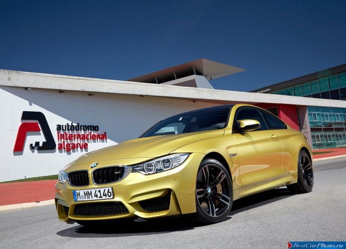 2015 BMW M4 Coupe - фотография 10 из 110