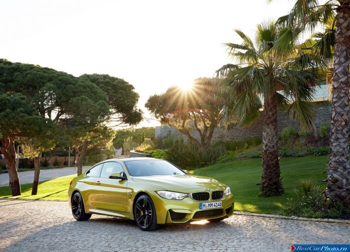 2015 BMW M4 Coupe - фотография 18 из 110