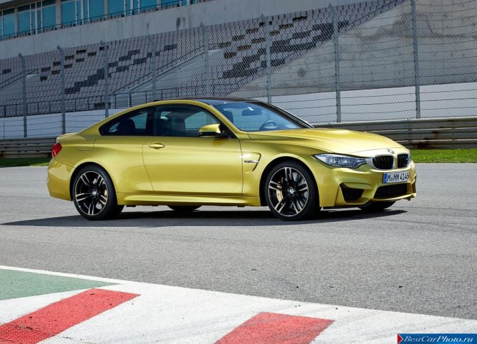 2015 BMW M4 Coupe - фотография 19 из 110