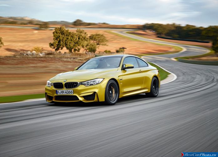 2015 BMW M4 Coupe - фотография 21 из 110 2015 BMW M4 Coupe - фотография 21 из 110