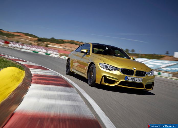 2015 BMW M4 Coupe - фотография 25 из 110
