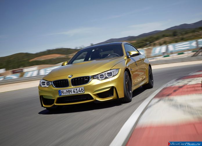 2015 BMW M4 Coupe - фотография 26 из 110