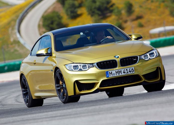 2015 BMW M4 Coupe - фотография 30 из 110 2015 BMW M4 Coupe - фотография 30 из 110