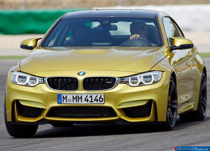 2015 BMW M4 Coupe - фотография 38 из 110