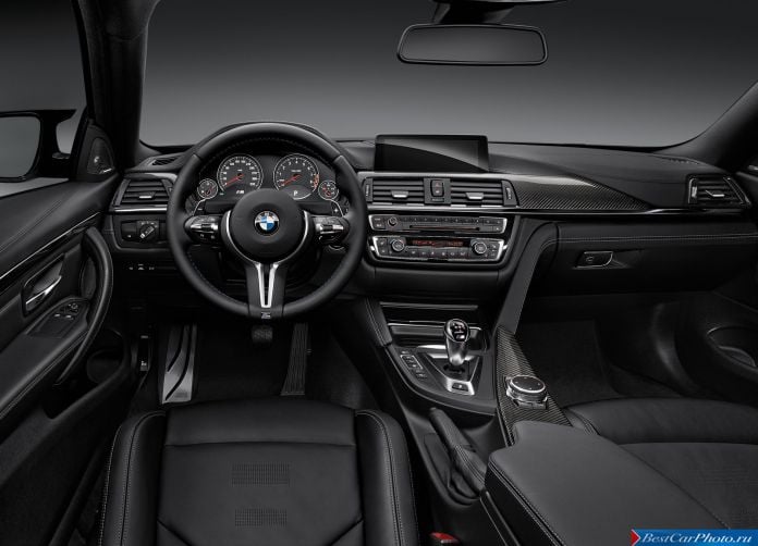 2015 BMW M4 Coupe - фотография 100 из 110