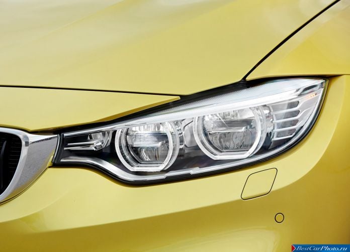 2015 BMW M4 Coupe - фотография 104 из 110