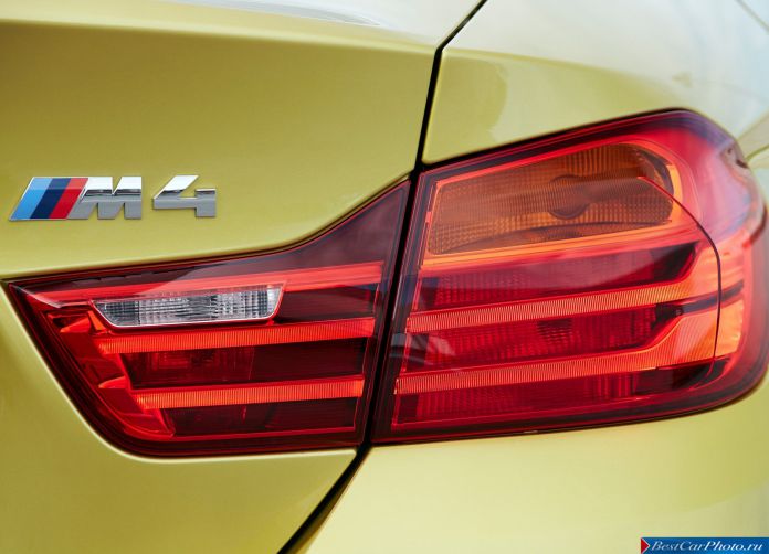 2015 BMW M4 Coupe - фотография 105 из 110