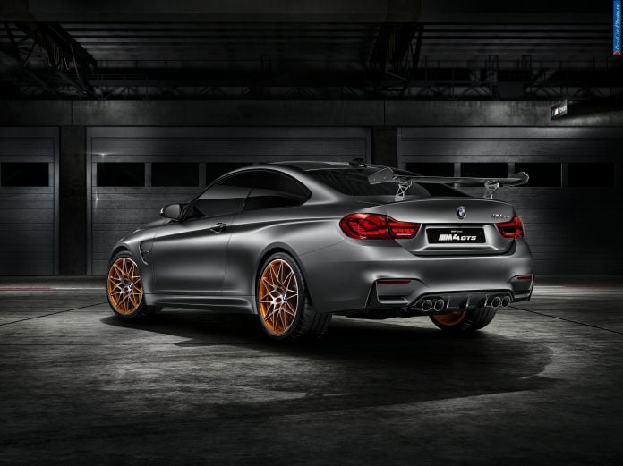 2015 BMW M4 GTS Concept - фотография 4 из 15 2015 BMW M4 GTS Concept - фотография 4 из 15