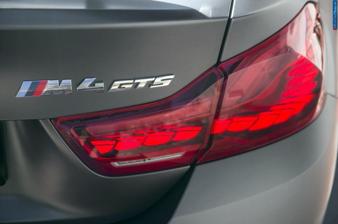 2015 BMW M4 GTS Concept - фотография 15 из 15