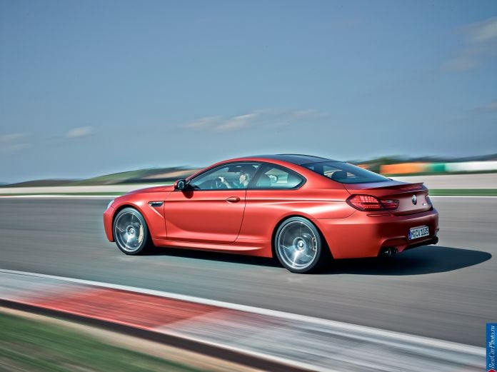 2015 BMW M6 Coupe - фотография 18 из 31