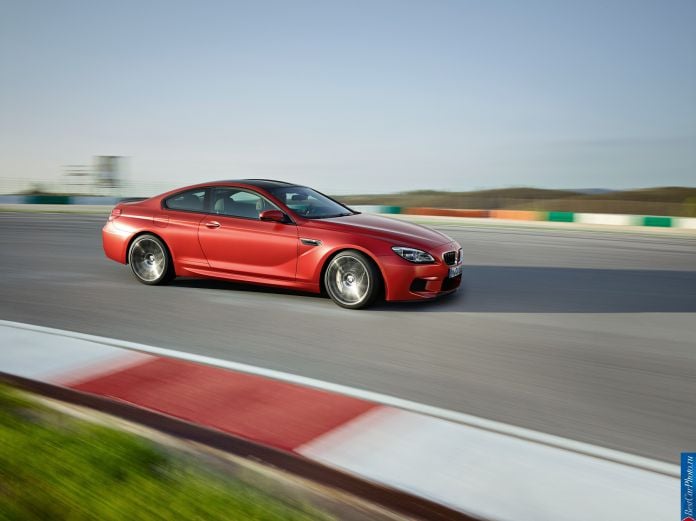 2015 BMW M6 Coupe - фотография 22 из 31 2015 BMW M6 Coupe - фотография 22 из 31