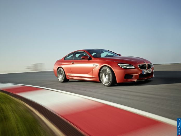 2015 BMW M6 Coupe - фотография 23 из 31 2015 BMW M6 Coupe - фотография 23 из 31