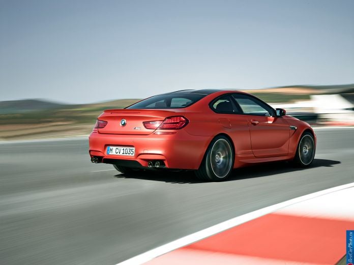 2015 BMW M6 Coupe - фотография 24 из 31 2015 BMW M6 Coupe - фотография 24 из 31