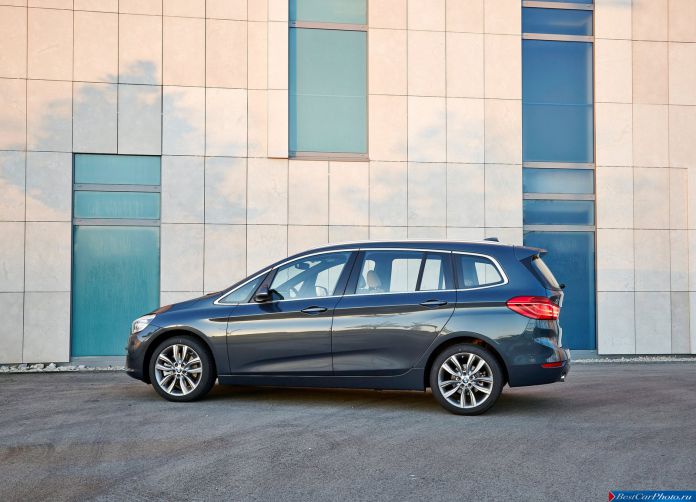 2016 BMW 2-Series Gran Tourer - фотография 68 из 199 2016 BMW 2-Series Gran Tourer - фотография 68 из 199