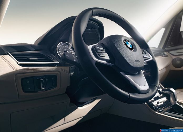2016 BMW 2-Series Gran Tourer - фотография 156 из 199 2016 BMW 2-Series Gran Tourer - фотография 156 из 199
