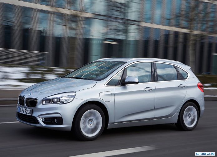 2016 BMW 225xe Active Tourer - фотография 20 из 118 2016 BMW 225xe Active Tourer - фотография 20 из 118
