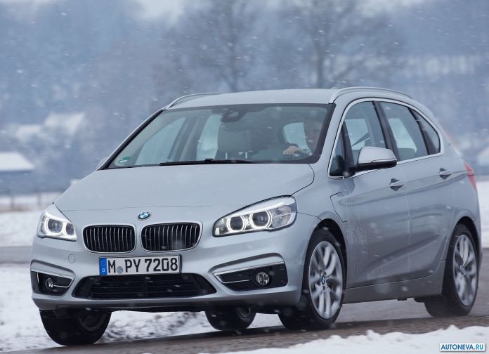 2016 BMW 225xe Active Tourer - фотография 23 из 118 2016 BMW 225xe Active Tourer - фотография 23 из 118