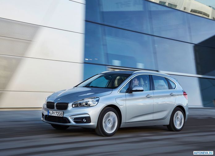 2016 BMW 225xe Active Tourer - фотография 24 из 118 2016 BMW 225xe Active Tourer - фотография 24 из 118
