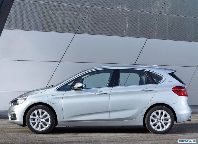 2016 BMW 225xe Active Tourer - фотография 29 из 118 2016 BMW 225xe Active Tourer - фотография 29 из 118