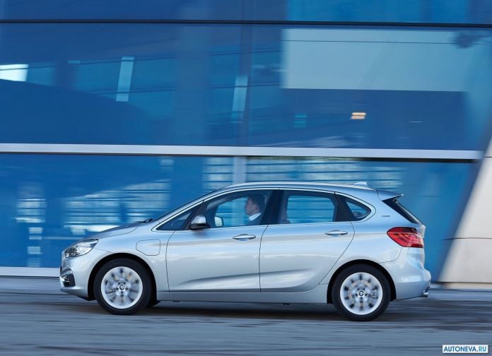 2016 BMW 225xe Active Tourer - фотография 35 из 118 2016 BMW 225xe Active Tourer - фотография 35 из 118
