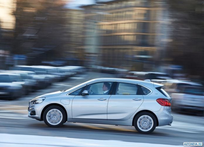 2016 BMW 225xe Active Tourer - фотография 36 из 118 2016 BMW 225xe Active Tourer - фотография 36 из 118
