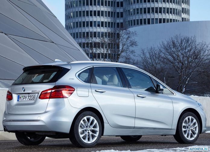 2016 BMW 225xe Active Tourer - фотография 46 из 118 2016 BMW 225xe Active Tourer - фотография 46 из 118