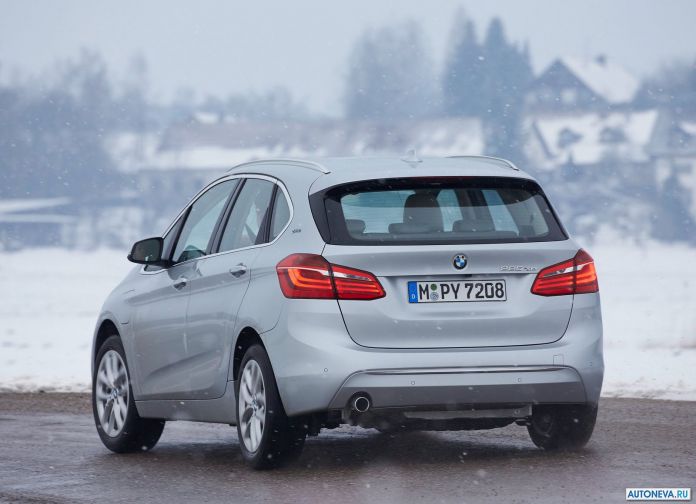 2016 BMW 225xe Active Tourer - фотография 50 из 118 2016 BMW 225xe Active Tourer - фотография 50 из 118