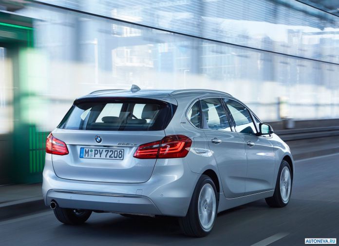 2016 BMW 225xe Active Tourer - фотография 54 из 118 2016 BMW 225xe Active Tourer - фотография 54 из 118