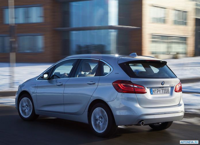 2016 BMW 225xe Active Tourer - фотография 56 из 118 2016 BMW 225xe Active Tourer - фотография 56 из 118