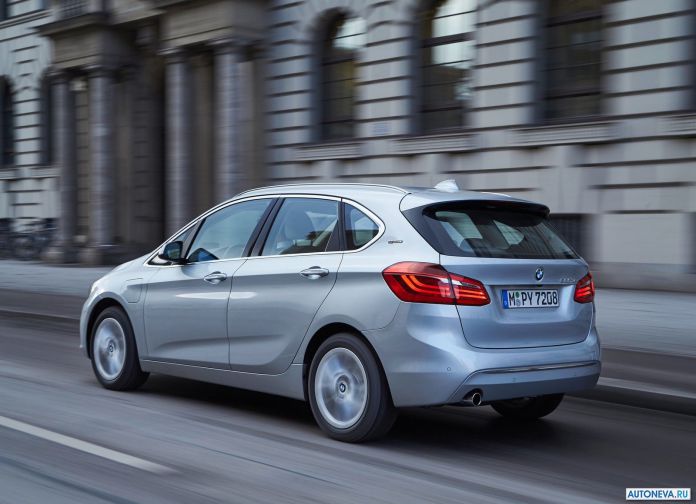 2016 BMW 225xe Active Tourer - фотография 59 из 118 2016 BMW 225xe Active Tourer - фотография 59 из 118