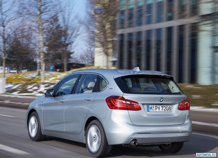 2016 BMW 225xe Active Tourer - фотография 60 из 118 2016 BMW 225xe Active Tourer - фотография 60 из 118