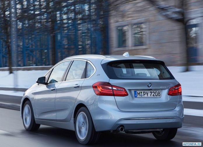 2016 BMW 225xe Active Tourer - фотография 61 из 118 2016 BMW 225xe Active Tourer - фотография 61 из 118