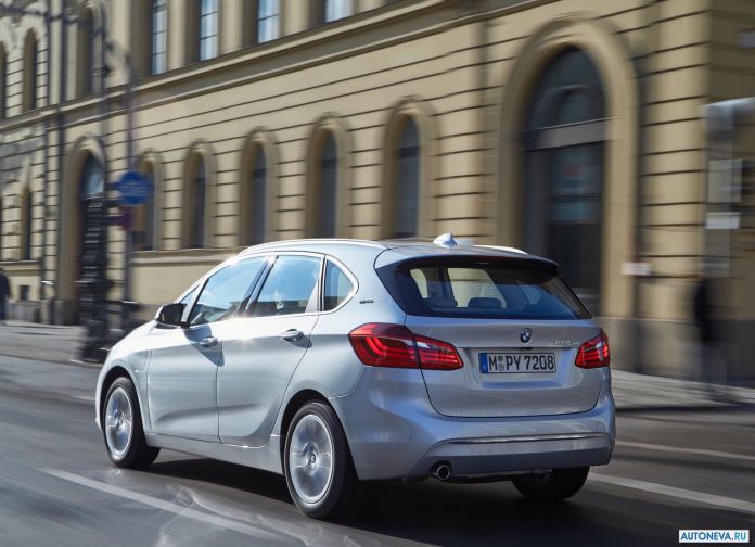 2016 BMW 225xe Active Tourer - фотография 63 из 118 2016 BMW 225xe Active Tourer - фотография 63 из 118