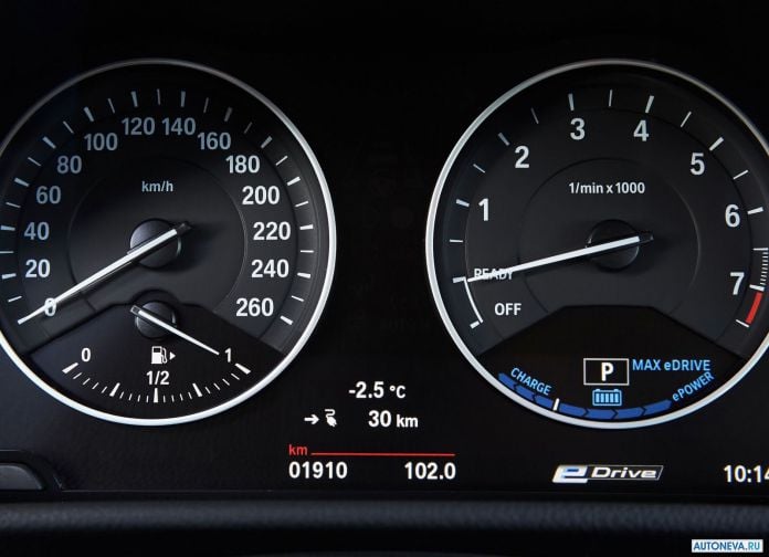 2016 BMW 225xe Active Tourer - фотография 80 из 118 2016 BMW 225xe Active Tourer - фотография 80 из 118