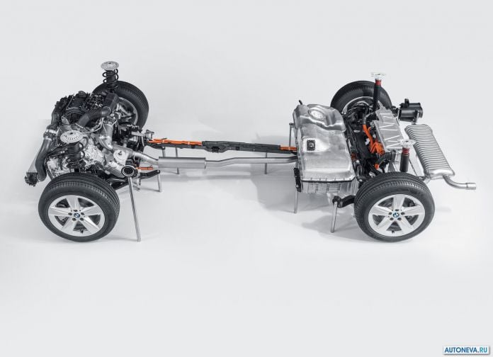 2016 BMW 225xe Active Tourer - фотография 113 из 118