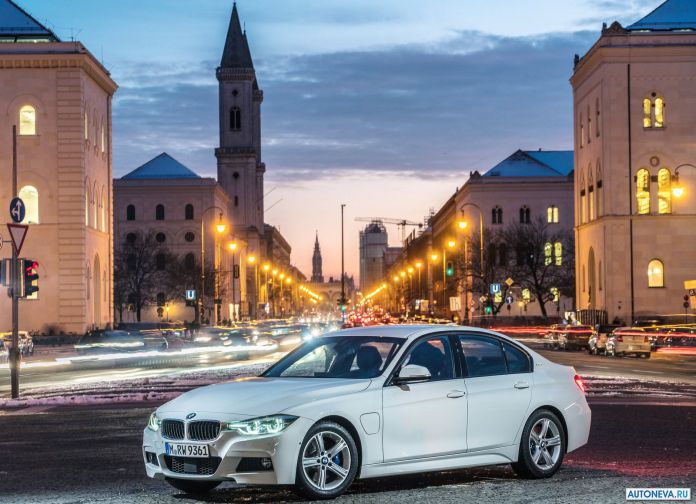 2016 BMW 330e - фотография 2 из 89 2016 BMW 330e - фотография 2 из 89