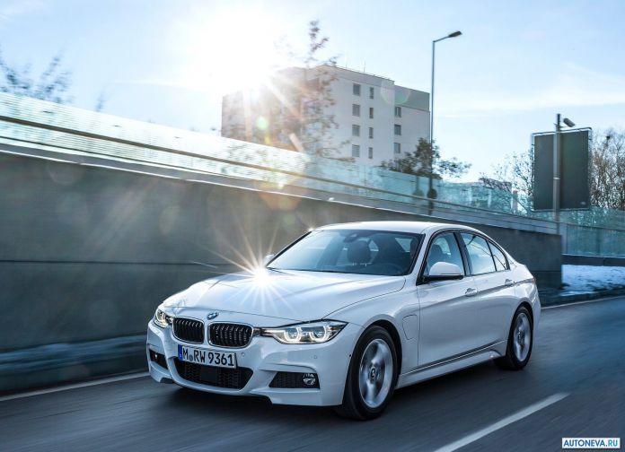 2016 BMW 330e - фотография 5 из 89 2016 BMW 330e - фотография 5 из 89