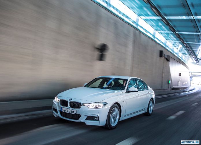 2016 BMW 330e - фотография 9 из 89 2016 BMW 330e - фотография 9 из 89