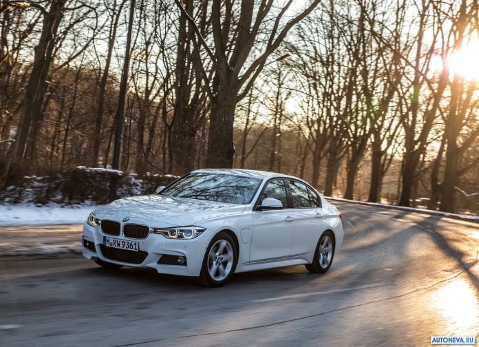2016 BMW 330e - фотография 14 из 89 2016 BMW 330e - фотография 14 из 89