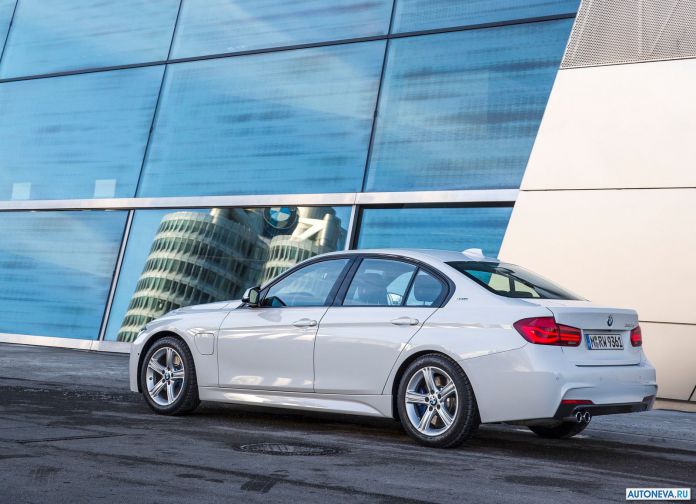 2016 BMW 330e - фотография 34 из 89 2016 BMW 330e - фотография 34 из 89