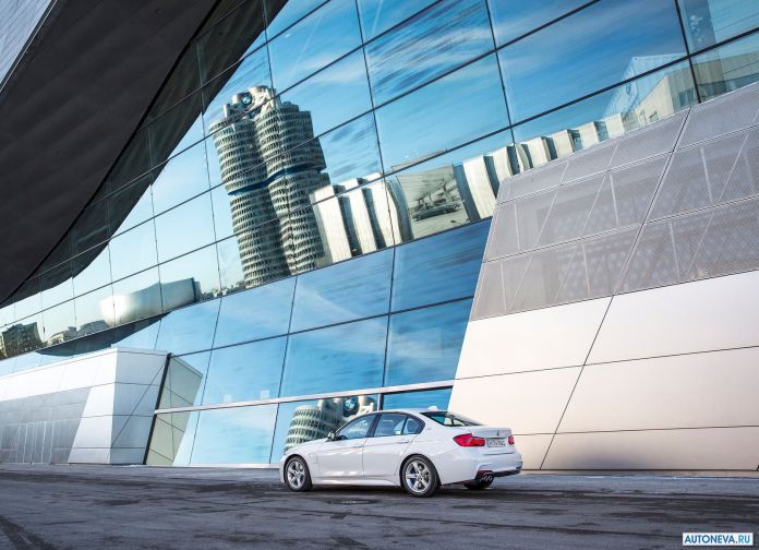 2016 BMW 330e - фотография 41 из 89