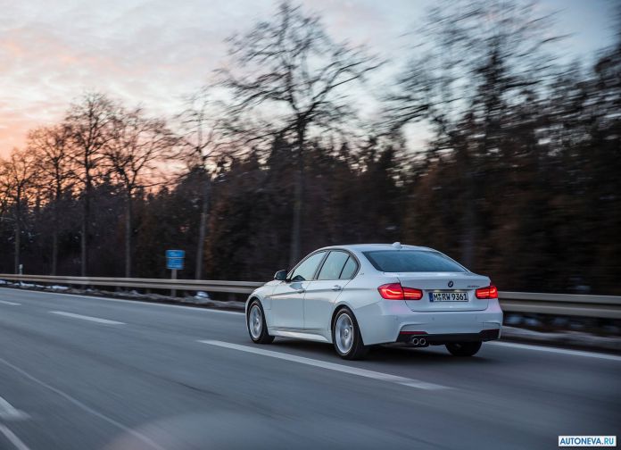 2016 BMW 330e - фотография 43 из 89