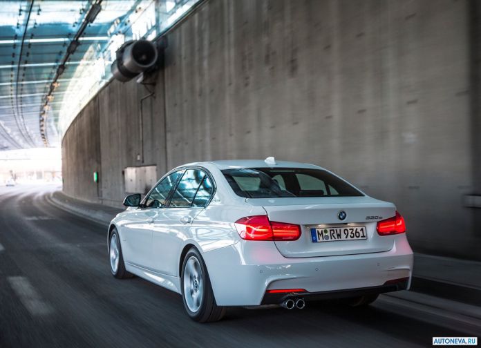 2016 BMW 330e - фотография 45 из 89 2016 BMW 330e - фотография 45 из 89