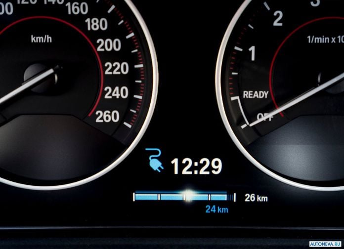 2016 BMW 330e - фотография 64 из 89 2016 BMW 330e - фотография 64 из 89