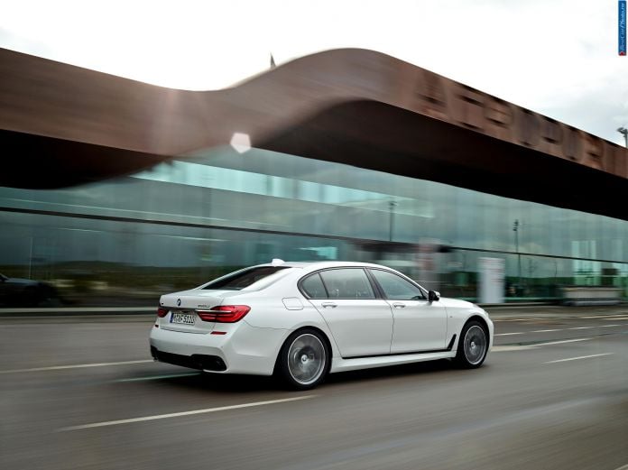 2016 BMW 7-Series - фотография 3 из 116 2016 BMW 7-Series - фотография 3 из 116