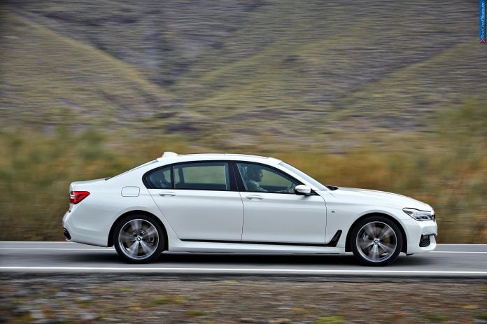 2016 BMW 7-Series - фотография 6 из 116