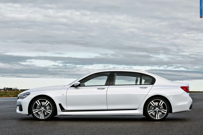 2016 BMW 7-Series - фотография 7 из 116 2016 BMW 7-Series - фотография 7 из 116