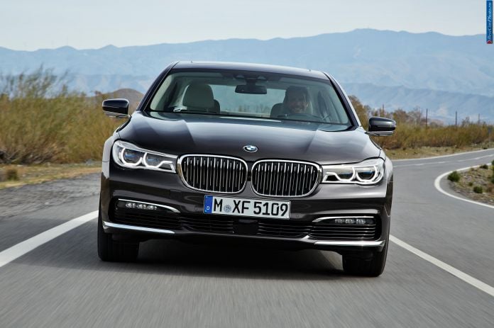 2016 BMW 7-Series - фотография 21 из 116 2016 BMW 7-Series - фотография 21 из 116