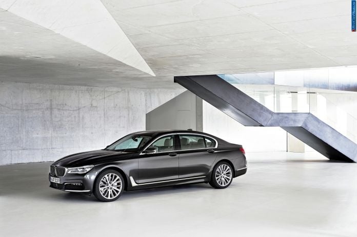 2016 BMW 7-Series - фотография 30 из 116 2016 BMW 7-Series - фотография 30 из 116